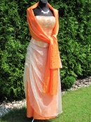Oranžové plesové šaty